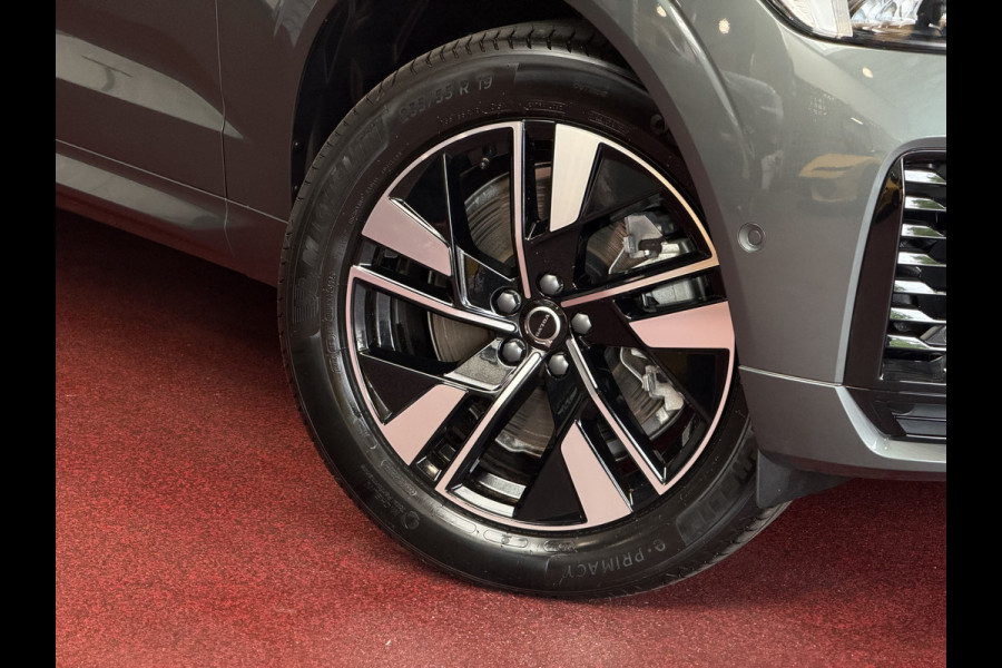 Volvo XC60 2.0 T8 455PK AWD PLUS DARK NIEUWE AUTO HARMAN KARDON 360.CAM STOEL/STUUR VERW LEER