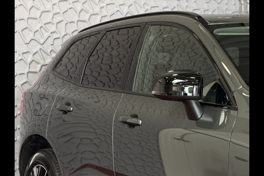 Volvo XC60 2.0 T8 455PK AWD PLUS DARK NIEUWE AUTO HARMAN KARDON 360.CAM STOEL/STUUR VERW LEER
