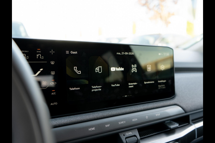 Kia EV3 Plus Advanced 81.4 kWh | Panorama Schuifkantel dak | elektr. achterklep | Leder | Stoel & stuurverwarming l SOH 99%