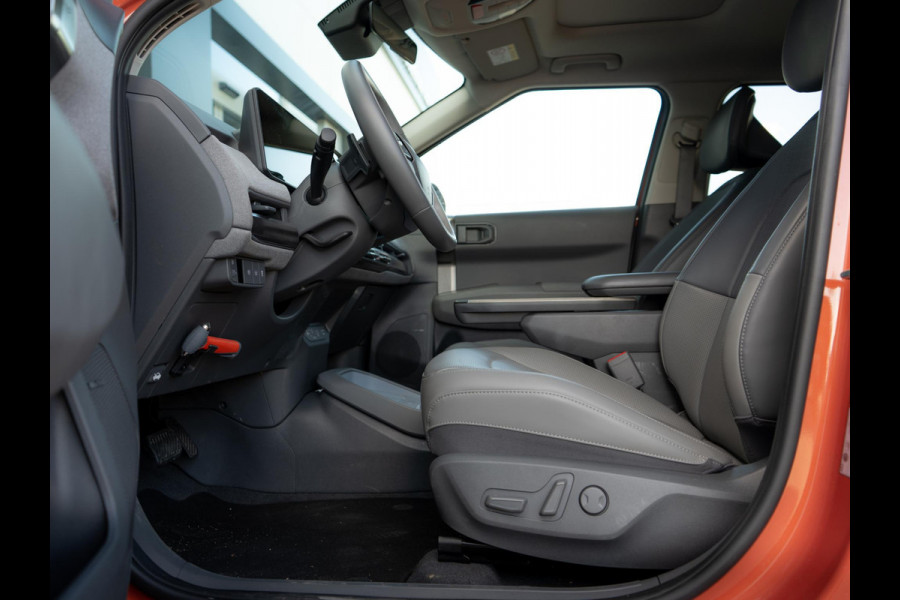 Kia EV3 Plus Advanced 81.4 kWh | Panorama Schuifkantel dak | elektr. achterklep | Leder | Stoel & stuurverwarming l SOH 99%