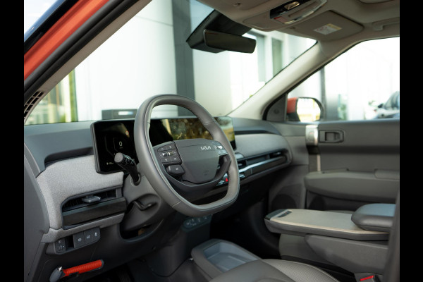 Kia EV3 Plus Advanced 81.4 kWh | Panorama Schuifkantel dak | elektr. achterklep | Leder | Stoel & stuurverwarming l SOH 99%