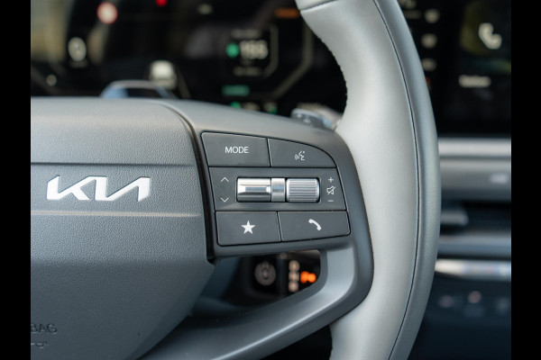 Kia EV3 Plus Advanced 81.4 kWh | Panorama Schuifkantel dak | elektr. achterklep | Leder | Stoel & stuurverwarming l SOH 99%