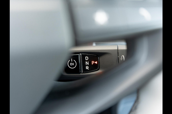Kia EV3 Plus Advanced 81.4 kWh | Panorama Schuifkantel dak | elektr. achterklep | Leder | Stoel & stuurverwarming l SOH 99%