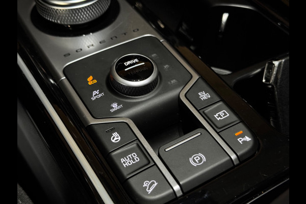 Kia Sorento 1.6 T-GDI Plug-in Hybrid 4WD ExecutiveLine 7p. BOMVOL!! PANO|BOSE|AMBIENT|STOELVENTILATIE+VERWARMING|ACC|APPLE/ANDROID