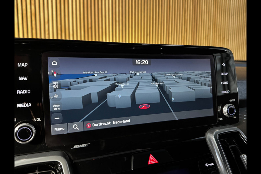Kia Sorento 1.6 T-GDI Plug-in Hybrid 4WD ExecutiveLine 7p. BOMVOL!! PANO|BOSE|AMBIENT|STOELVENTILATIE+VERWARMING|ACC|APPLE/ANDROID