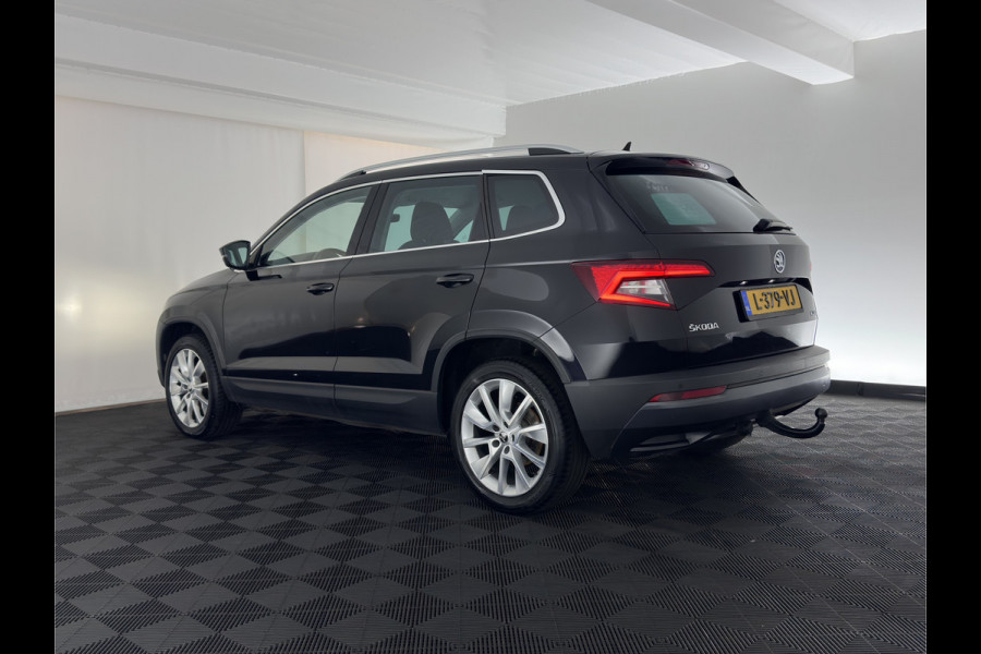 Škoda Karoq 1.6 TDI Style Business (INCL.BTW) Aut. *FULL-LED | NAVI-FULLMAP | ADAPTIVE-CRUISE | HEATED-COMFORTSEATS | KEYLESS | PRIVACY-GLASS | AMBIENT-LIGHT | DAB+ | ECC | PDC | 18''ALU*