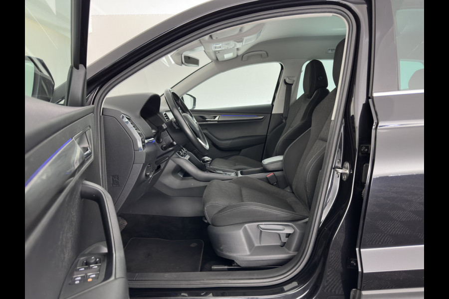 Škoda Karoq 1.6 TDI Style Business (INCL.BTW) Aut. *FULL-LED | NAVI-FULLMAP | ADAPTIVE-CRUISE | HEATED-COMFORTSEATS | KEYLESS | PRIVACY-GLASS | AMBIENT-LIGHT | DAB+ | ECC | PDC | 18''ALU*