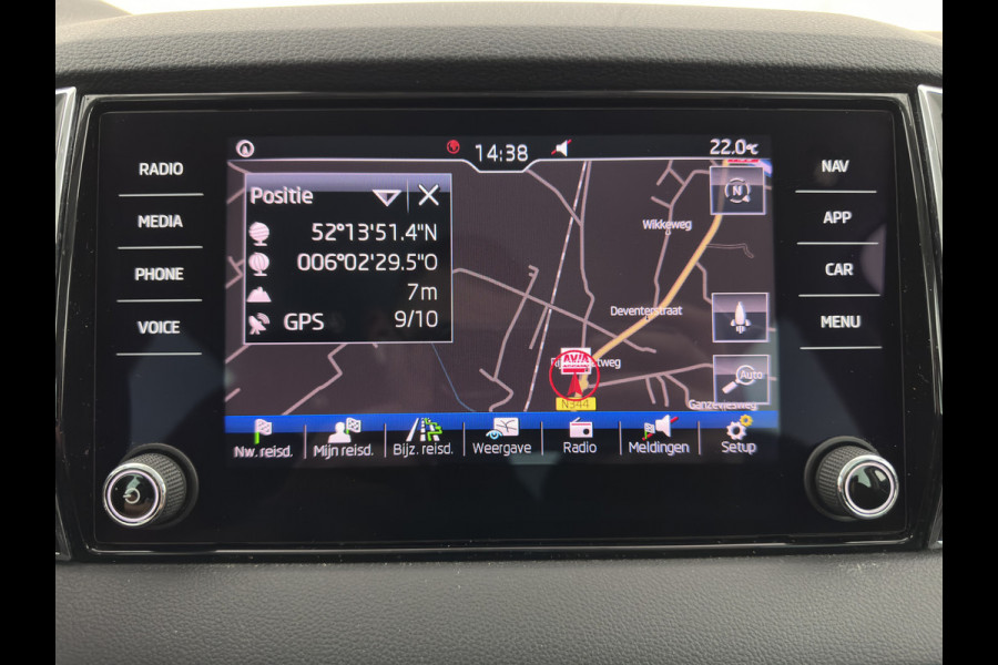 Škoda Karoq 1.6 TDI Style Business (INCL.BTW) Aut. *FULL-LED | NAVI-FULLMAP | ADAPTIVE-CRUISE | HEATED-COMFORTSEATS | KEYLESS | PRIVACY-GLASS | AMBIENT-LIGHT | DAB+ | ECC | PDC | 18''ALU*
