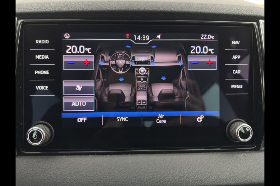 Škoda Karoq 1.6 TDI Style Business (INCL.BTW) Aut. *FULL-LED | NAVI-FULLMAP | ADAPTIVE-CRUISE | HEATED-COMFORTSEATS | KEYLESS | PRIVACY-GLASS | AMBIENT-LIGHT | DAB+ | ECC | PDC | 18''ALU*