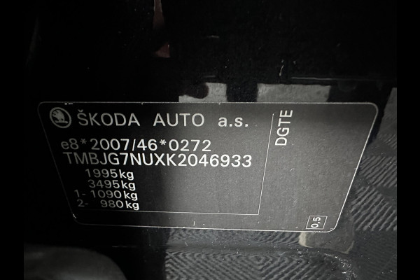 Škoda Karoq 1.6 TDI Style Business (INCL.BTW) Aut. *FULL-LED | NAVI-FULLMAP | ADAPTIVE-CRUISE | HEATED-COMFORTSEATS | KEYLESS | PRIVACY-GLASS | AMBIENT-LIGHT | DAB+ | ECC | PDC | 18''ALU*