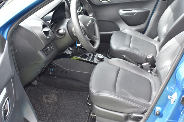 Dacia Spring Essential 27 kWh SOH 94% vol electrisch navigatie pdc Leer