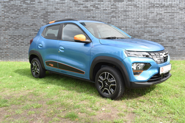 Dacia Spring Essential 27 kWh SOH 94% vol electrisch navigatie pdc Leer