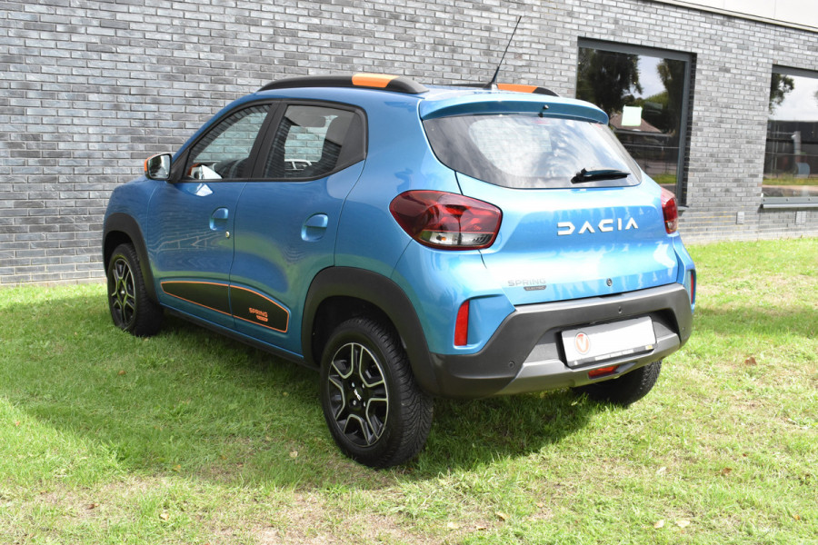 Dacia Spring Essential 27 kWh SOH 94% vol electrisch navigatie pdc Leer