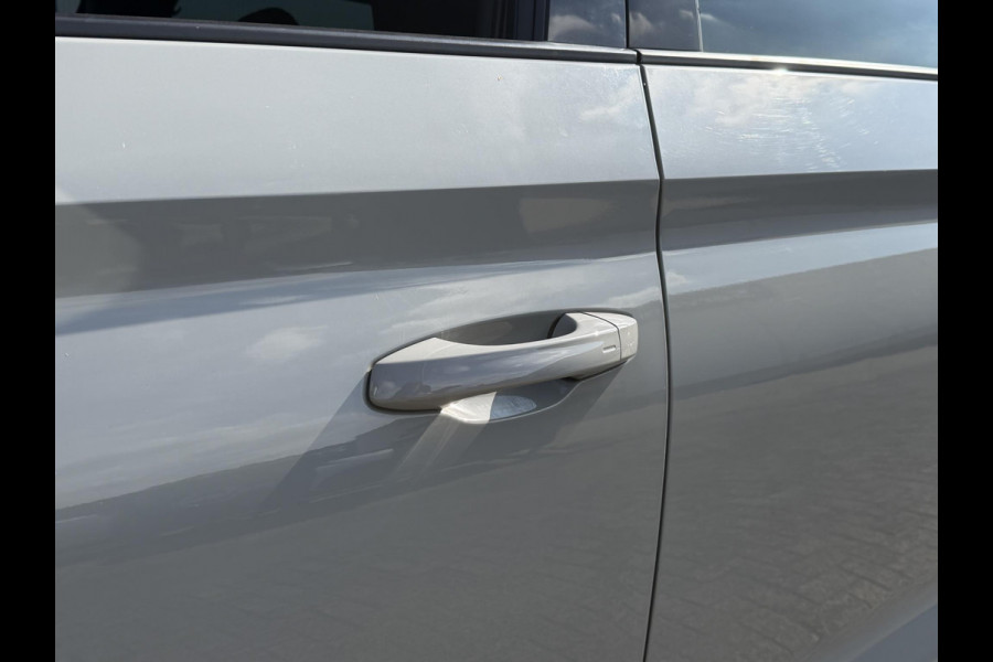 Škoda Kodiaq 1.5 TSI Sportline Business 7p. 19"/Trekhaak/Camera/PDC v+a/Stoelverwarming + memory/Elektrische klep/Keyless/Adaptieve cruise/Apple Carplay & Android Auto