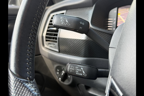 Škoda Kodiaq 1.5 TSI Sportline Business 7p. 19"/Trekhaak/Camera/PDC v+a/Stoelverwarming + memory/Elektrische klep/Keyless/Adaptieve cruise/Apple Carplay & Android Auto