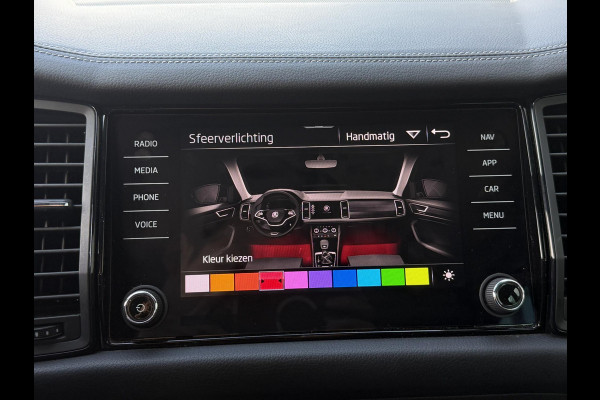 Škoda Kodiaq 1.5 TSI Sportline Business 7p. 19"/Trekhaak/Camera/PDC v+a/Stoelverwarming + memory/Elektrische klep/Keyless/Adaptieve cruise/Apple Carplay & Android Auto