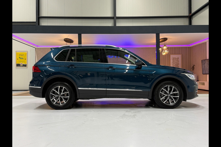 Volkswagen Tiguan EHybrid 245 PK Life Aut.| Navigatie | Camera |Virtual Cockpit|LED| ACC | Stoelverwarming