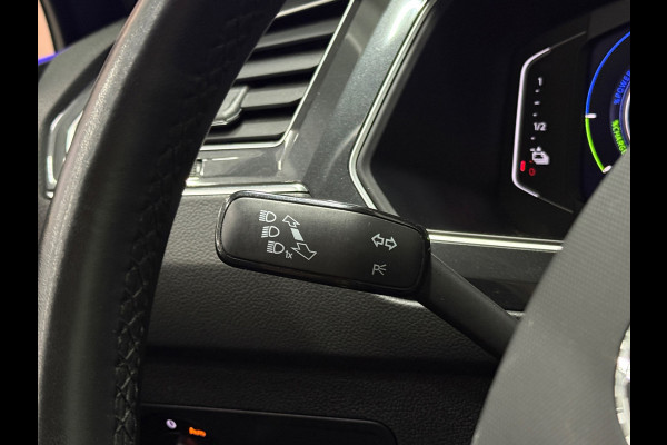 Volkswagen Tiguan EHybrid 245 PK Life Aut.| Navigatie | Camera |Virtual Cockpit|LED| ACC | Stoelverwarming