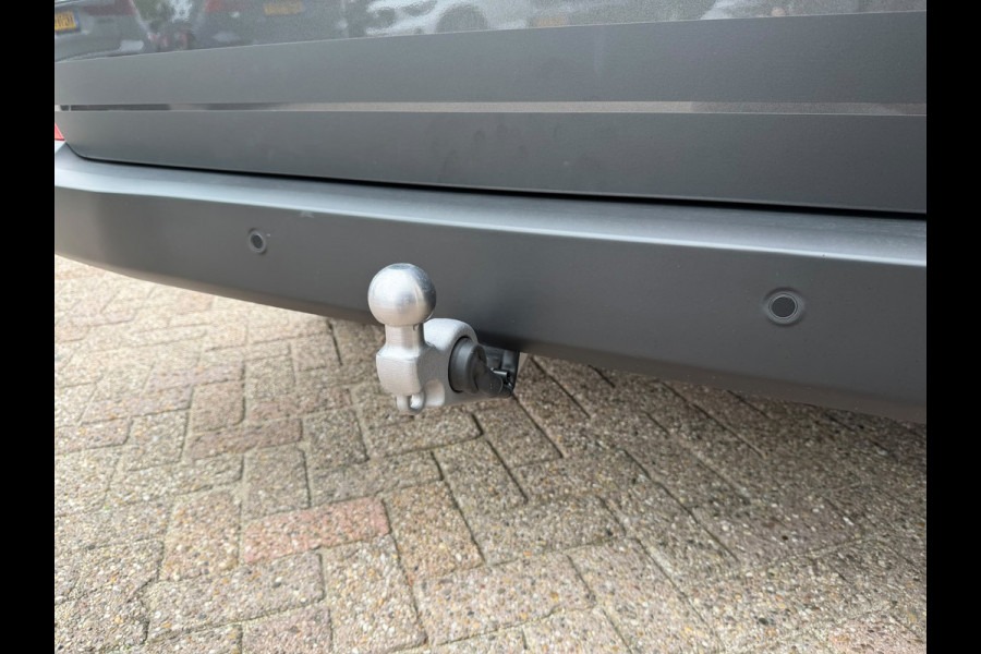 Volkswagen E-Transporter Caravelle PanAmericana 218PK | 8-Zits | Pano | 4-Zone Clima | Winter Pack | BTW