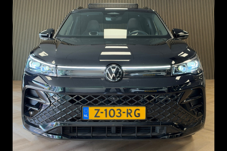 Volkswagen Tiguan 1.5 eTSI R-Line Business DSG PANO NAVI 360CAM TREKHAAK BTW IQ LIGHT