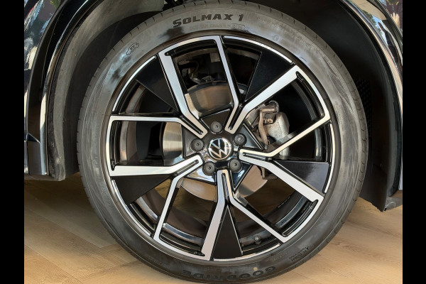 Volkswagen Tiguan 1.5 eTSI R-Line Business DSG PANO NAVI 360CAM TREKHAAK BTW IQ LIGHT