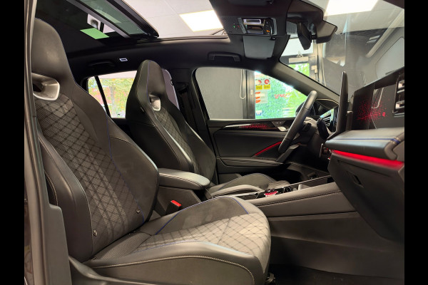 Volkswagen Tiguan 1.5 eTSI R-Line Business DSG PANO NAVI 360CAM TREKHAAK BTW IQ LIGHT