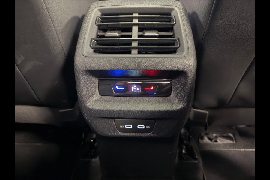 Volkswagen Tiguan 1.5 eTSI R-Line Business DSG PANO NAVI 360CAM TREKHAAK BTW IQ LIGHT