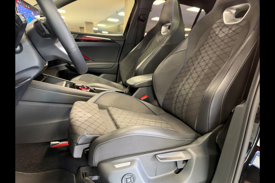 Volkswagen Tiguan 1.5 eTSI R-Line Business DSG PANO NAVI 360CAM TREKHAAK BTW IQ LIGHT