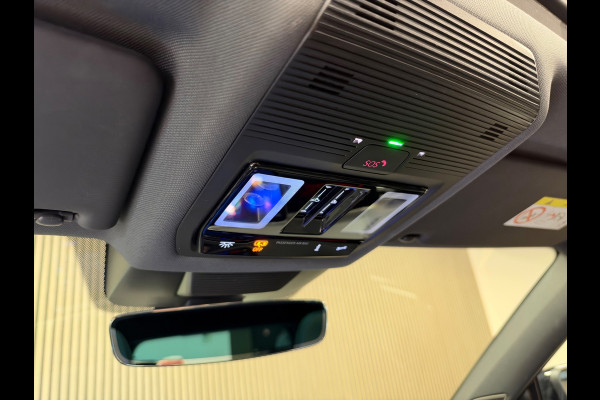 Volkswagen Tiguan 1.5 eTSI R-Line Business DSG PANO NAVI 360CAM TREKHAAK BTW IQ LIGHT