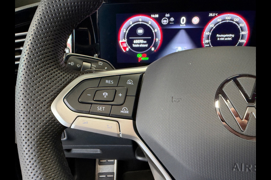 Volkswagen Tiguan 1.5 eTSI R-Line Business DSG PANO NAVI 360CAM TREKHAAK BTW IQ LIGHT