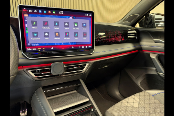 Volkswagen Tiguan 1.5 eTSI R-Line Business DSG PANO NAVI 360CAM TREKHAAK BTW IQ LIGHT