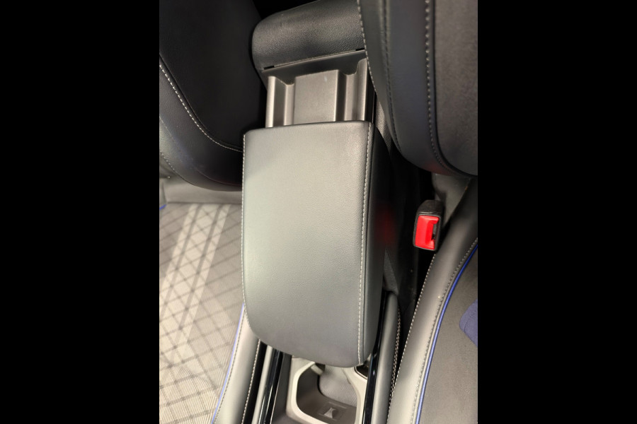 Volkswagen Tiguan 1.5 eTSI R-Line Business DSG PANO NAVI 360CAM TREKHAAK BTW IQ LIGHT