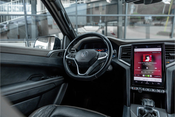 Volkswagen Amarok 3.0 TDI 4Motion Aventura | ACC | 360 Camera | Harman Kardon | Lederen bekleding | Bi-Xenon | Trekhaak | Blind spot | Navigatie | CarPlay | Dealer onderhouden | Grijs kenteken | Stoelverwarming