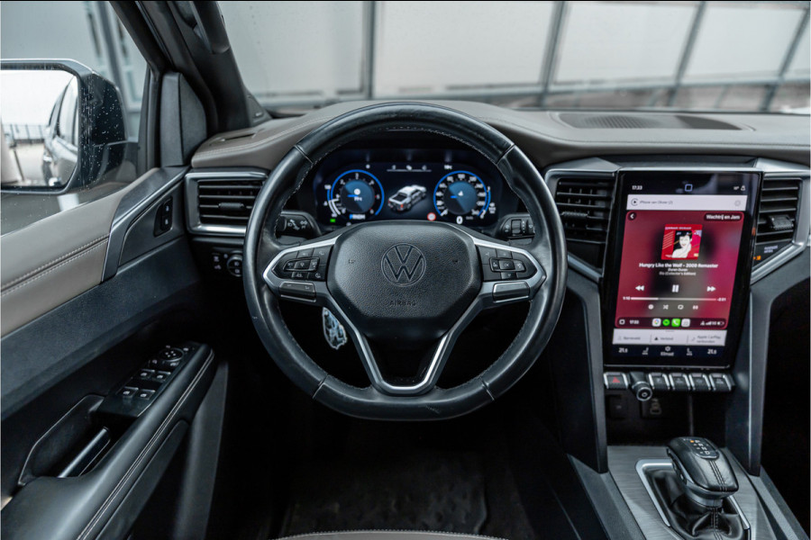 Volkswagen Amarok 3.0 TDI 4Motion Aventura | ACC | 360 Camera | Harman Kardon | Lederen bekleding | Bi-Xenon | Trekhaak | Blind spot | Navigatie | CarPlay | Dealer onderhouden | Grijs kenteken | Stoelverwarming