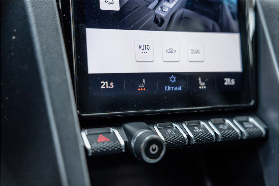 Volkswagen Amarok 3.0 TDI 4Motion Aventura | ACC | 360 Camera | Harman Kardon | Lederen bekleding | Bi-Xenon | Trekhaak | Blind spot | Navigatie | CarPlay | Dealer onderhouden | Grijs kenteken | Stoelverwarming