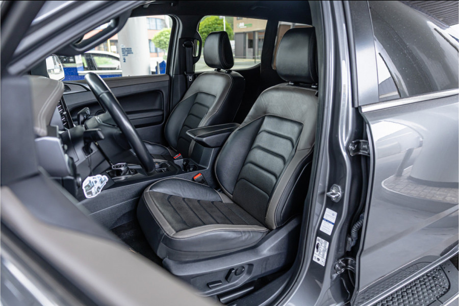 Volkswagen Amarok 3.0 TDI 4Motion Aventura | ACC | 360 Camera | Harman Kardon | Lederen bekleding | Bi-Xenon | Trekhaak | Blind spot | Navigatie | CarPlay | Dealer onderhouden | Grijs kenteken | Stoelverwarming