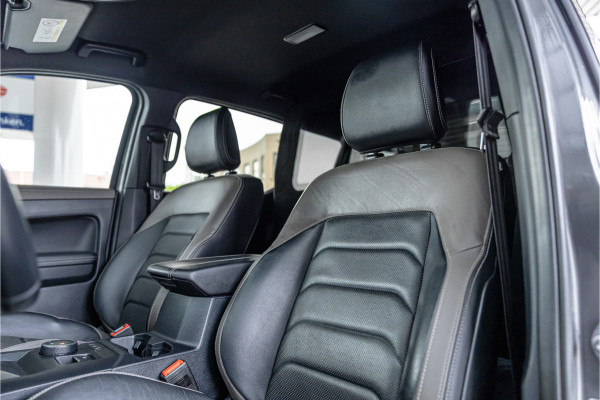 Volkswagen Amarok 3.0 TDI 4Motion Aventura | ACC | 360 Camera | Harman Kardon | Lederen bekleding | Bi-Xenon | Trekhaak | Blind spot | Navigatie | CarPlay | Dealer onderhouden | Grijs kenteken | Stoelverwarming