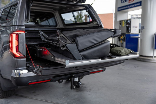 Volkswagen Amarok 3.0 TDI 4Motion Aventura | ACC | 360 Camera | Harman Kardon | Lederen bekleding | Bi-Xenon | Trekhaak | Blind spot | Navigatie | CarPlay | Dealer onderhouden | Grijs kenteken | Stoelverwarming