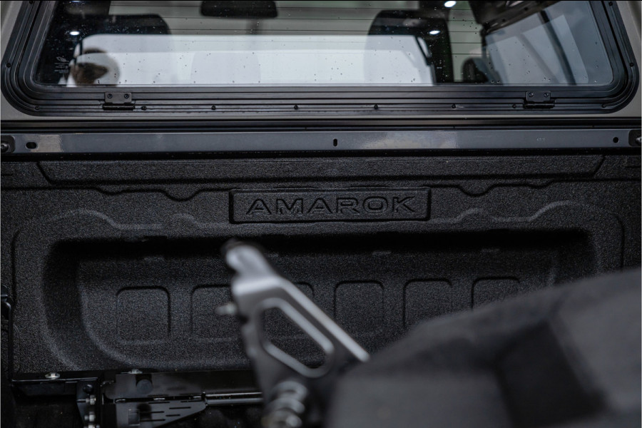 Volkswagen Amarok 3.0 TDI 4Motion Aventura | ACC | 360 Camera | Harman Kardon | Lederen bekleding | Bi-Xenon | Trekhaak | Blind spot | Navigatie | CarPlay | Dealer onderhouden | Grijs kenteken | Stoelverwarming