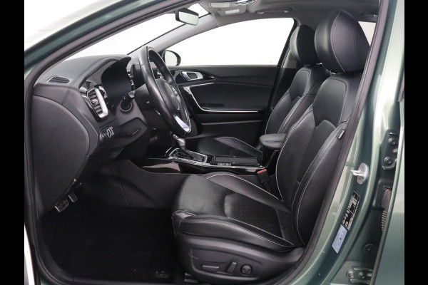 Kia Ceed Sportswagon 1.6 GDI PHEV ExecutiveLine | Panoramadak | Adaptive cruise | Memory | Stuur/stoel verwarming | Dodehoek detectie | Camera | Park assist | Elektrische achterklep | Carplay