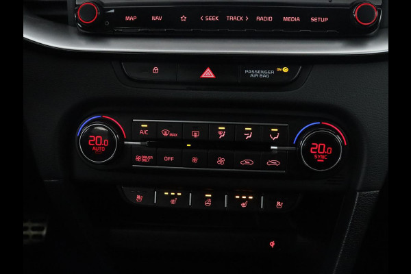Kia Ceed Sportswagon 1.6 GDI PHEV ExecutiveLine | Panoramadak | Adaptive cruise | Memory | Stuur/stoel verwarming | Dodehoek detectie | Camera | Park assist | Elektrische achterklep | Carplay