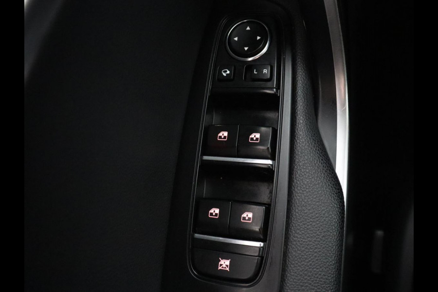 Kia Ceed Sportswagon 1.6 GDI PHEV ExecutiveLine | Panoramadak | Adaptive cruise | Memory | Stuur/stoel verwarming | Dodehoek detectie | Camera | Park assist | Elektrische achterklep | Carplay