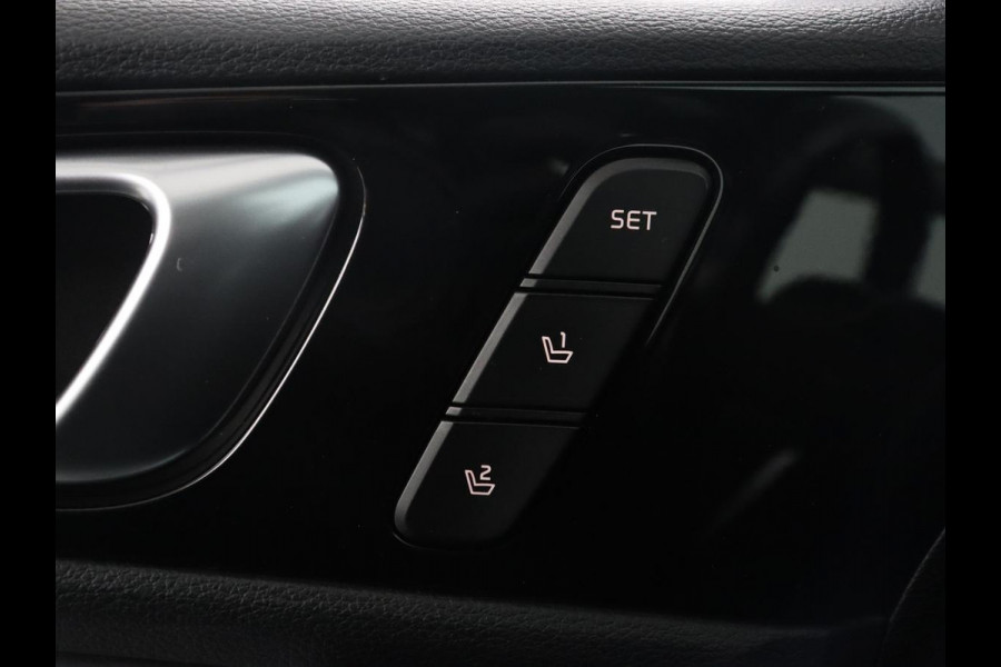 Kia Ceed Sportswagon 1.6 GDI PHEV ExecutiveLine | Panoramadak | Adaptive cruise | Memory | Stuur/stoel verwarming | Dodehoek detectie | Camera | Park assist | Elektrische achterklep | Carplay