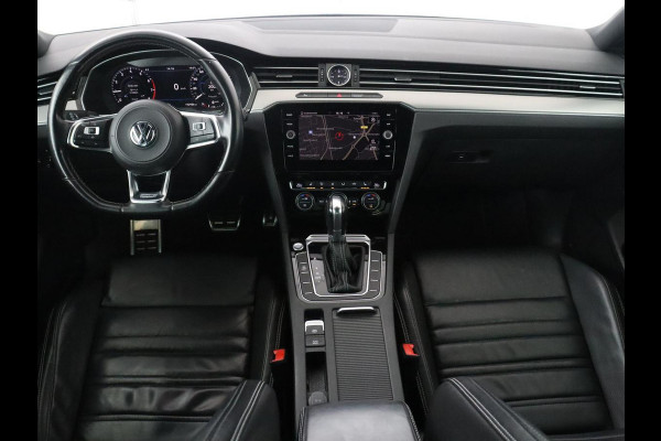 Volkswagen Passat 1.5 TSI Highline Business R | R-line | Panoramadak | Leder | Adaptive cruise | Stoelverwarming |Carplay | Park assist | Climate control