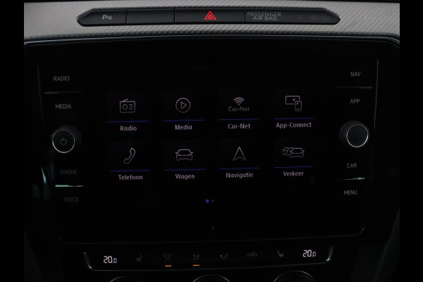 Volkswagen Passat 1.5 TSI Highline Business R | R-line | Panoramadak | Leder | Adaptive cruise | Stoelverwarming |Carplay | Park assist | Climate control