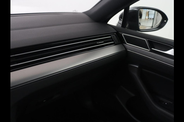 Volkswagen Passat 1.5 TSI Highline Business R | R-line | Panoramadak | Leder | Adaptive cruise | Stoelverwarming |Carplay | Park assist | Climate control