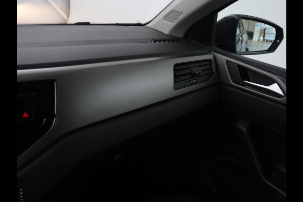 Volkswagen Polo 1.0 TSI R-Line Edition | Adaptive cruise | Airco | Camera | Park assist | Carplay | LED
