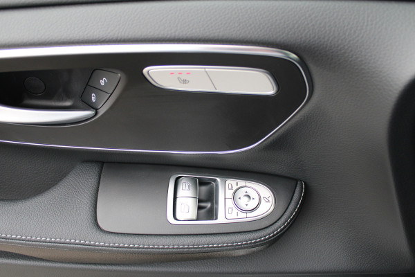 Mercedes-Benz Eqv 300 L3 / XXL / Luchtvering / 7-Persoons / 2x Elec Schuifdeur / Burmester / 360 Camera / Vol Opties / NIEUWSTAAT