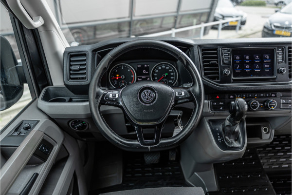 Volkswagen Crafter 2.0 TDI 177 PK L3H3 Highline | DSG | L+R Schuifdeur | Bi-Xenon | ACC | Trekhaak | Blind spot | Camera | CarPlay | Navigatie | Massage | Stoel- en stuurwielverwarming | DAB | Nieuwe APK