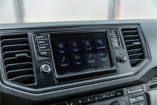 Volkswagen Crafter 2.0 TDI 177 PK L3H3 Highline | DSG | L+R Schuifdeur | Bi-Xenon | ACC | Trekhaak | Blind spot | Camera | CarPlay | Navigatie | Massage | Stoel- en stuurwielverwarming | DAB | Nieuwe APK
